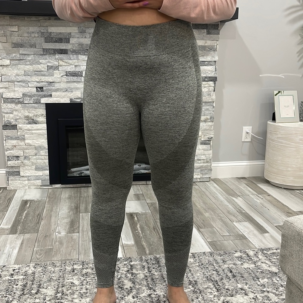 Pink leggings